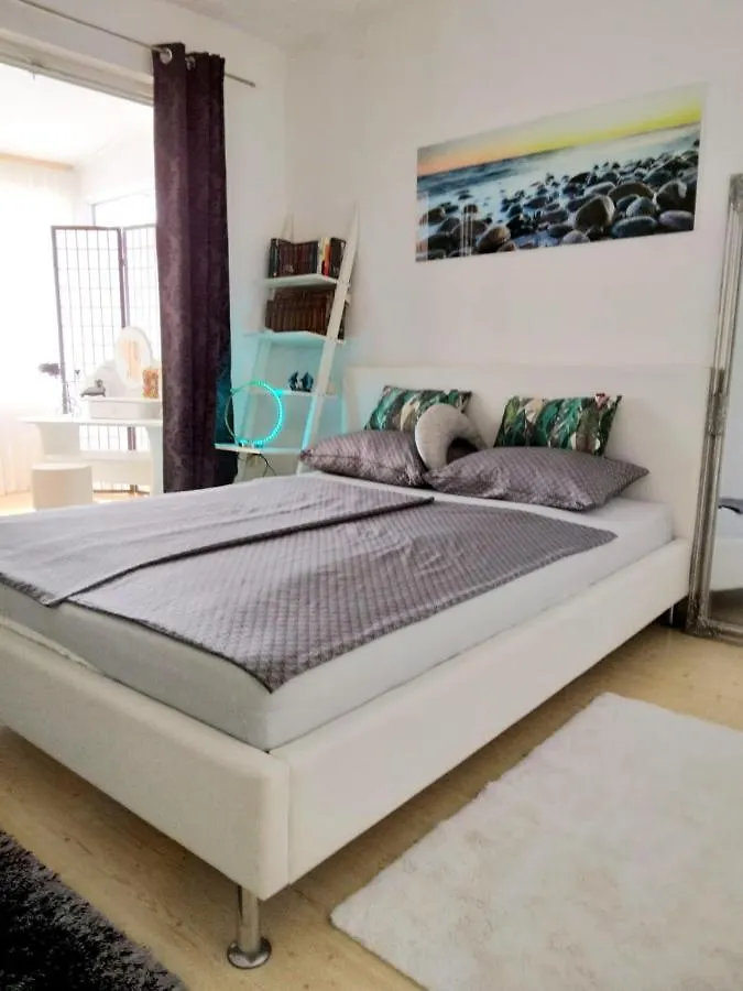 טרוגיר Apartmani Lastro